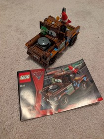 LEGO Cars 2: Ultimate Build Mater (8677) Complete Set Instructions Included