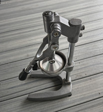 Manual Metal Citrus Juicer Press Squeezer, Si...
