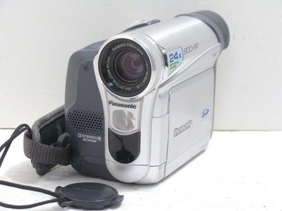 Panasonic PV-GS15 Mini DV Hybrid Camcorder 24x Optical Zoom +