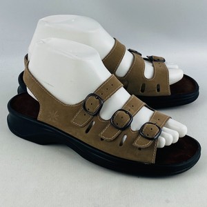 clarks 3 strap sandal
