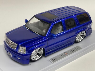 ミニカー jada 1/18 CADILLAC ESCALADE DUB CITY 1/18 Jada Dub City Big Ballers Cadillac Escalade in Blue