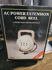 VINTAGE NOS AC POWER EXTENSION 25 FOOT CORD REEL 2 PRONG PLUG AND RECEPTACLE