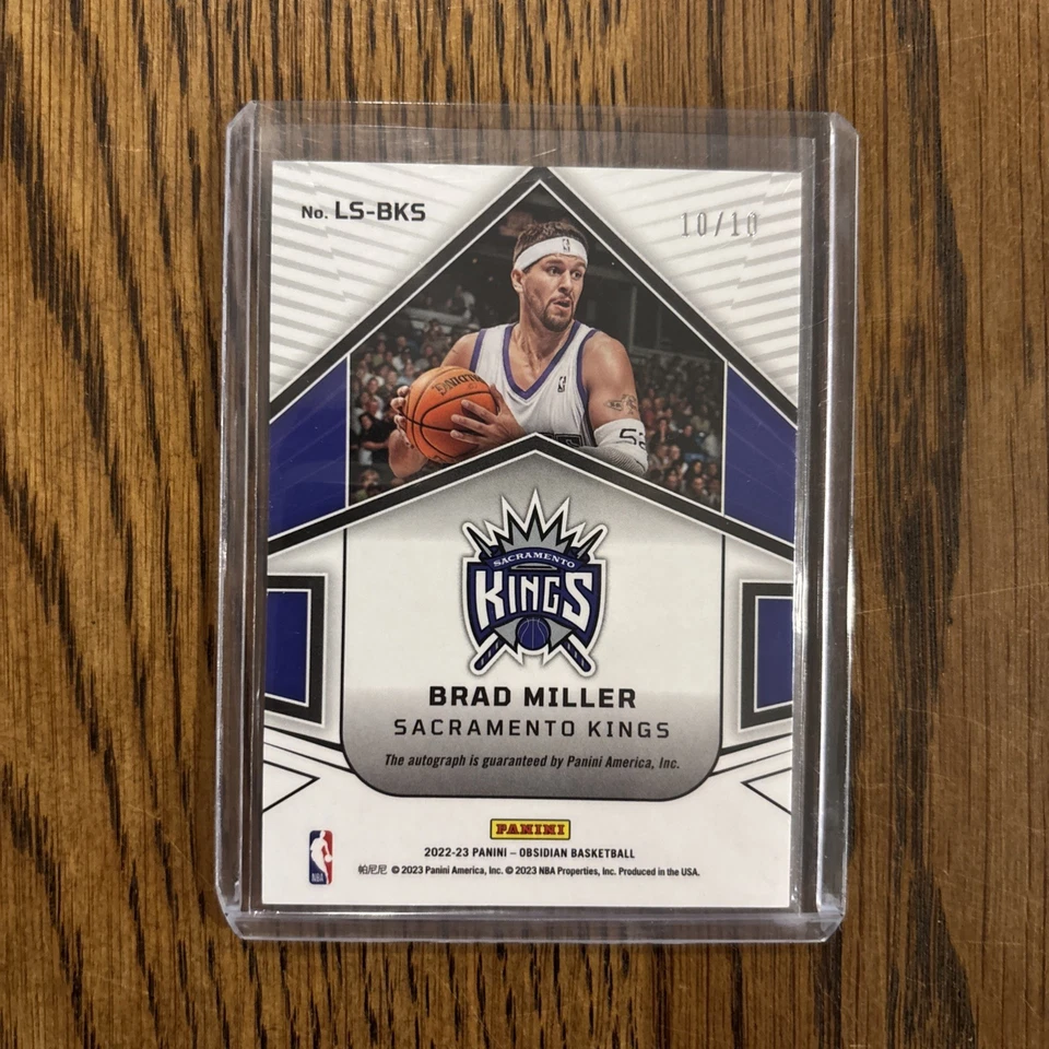 Obsidian Brad Miller Lightning Strike Auto Gold 2022-23/10 Kings Foto 2 de 2