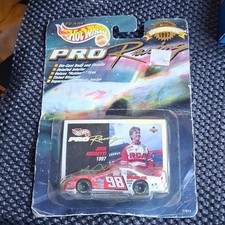 Hot Wheels Pro Racing John Andretti 1997 Diecast Car Red White Rubber Tires