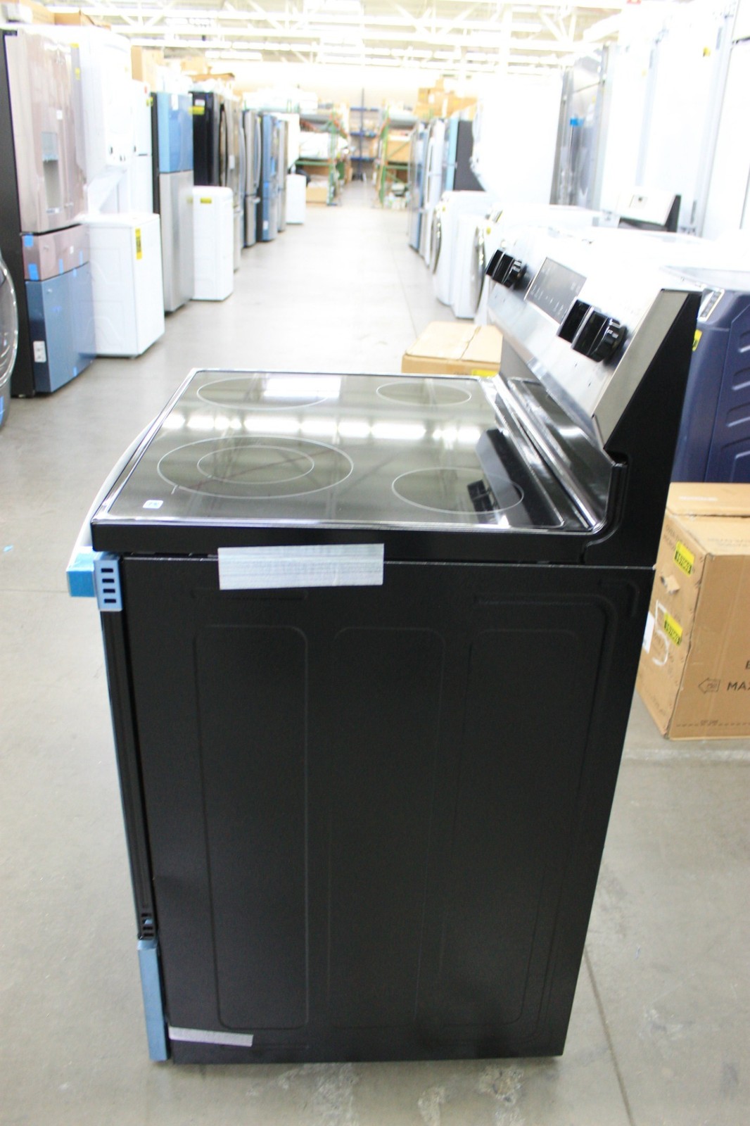 GE GRF400SVSS 30" Stainless Freestanding 4 Element Electric Range NOB #157064