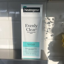 Neutrogena Evenly Clear Acne Cleansing Mask 4.2 fl oz Benzoyl Peroxide Clay