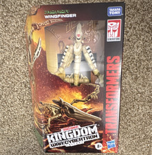 Hasbro Transformers Wingfinger War for Cybertron Kingdom Transforming Figure
