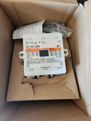 FUJI SC-N10 Contactor 220V AC New 1PCS