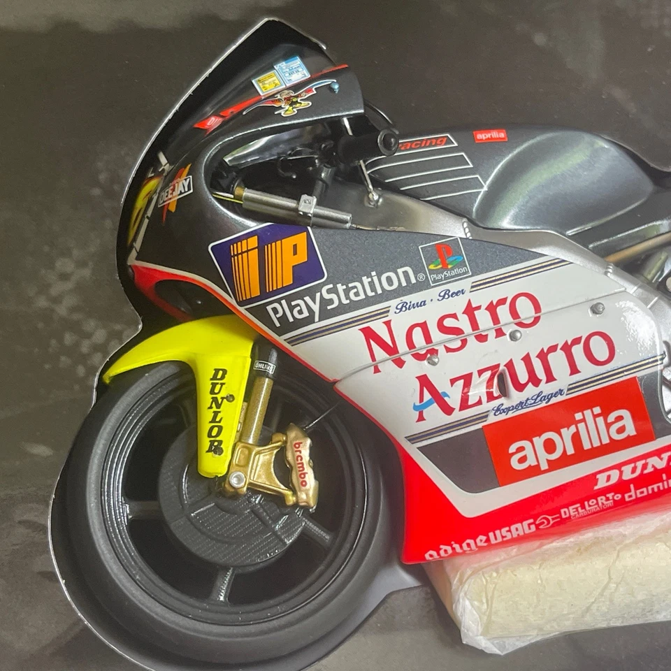 Aprilia 250 race bike Valentino Rossi GP 1999 Minichamps 122 990086 diecast 1:12 - Image 4 of 4