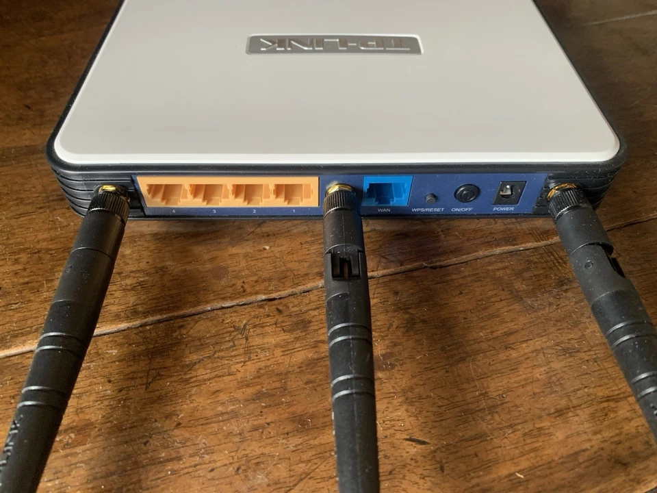 TP-Link TL-WR941ND 300Mbps Advanced Wireless N Router - Immagine 4 di 4