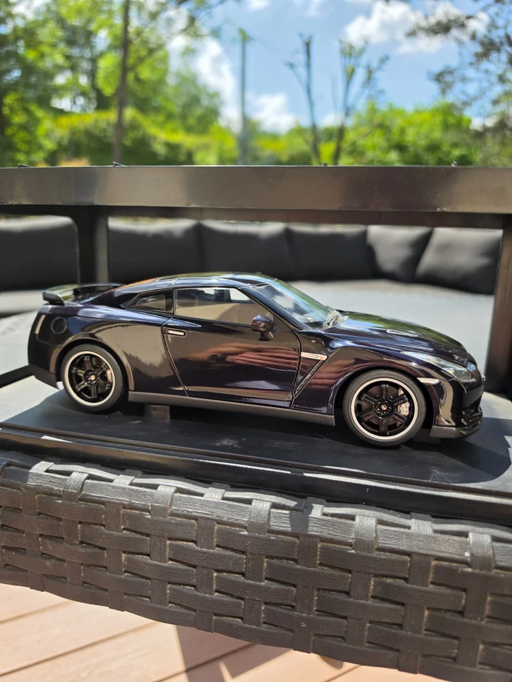 Autoart 1/18 Nissan GT-R R35 Spec V Opale Noir Black 2009 77398 - Photo 1/4