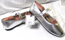 Women's Silvtone Elastic Ankle Strap Ballet Flats Slip On Shoes Sz 8 "New W/Tag"