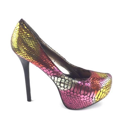 Steve Madden Womens Bliss Rainbow Spike 