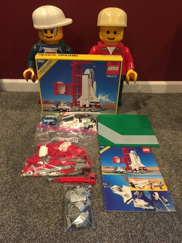 Lego TOWN Classic Space Shuttle Set - 1682 - Retired - Picture 7 of 12