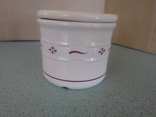 Longaberger made in USA Pottery 1 one-pint Crock & lid in Traditional red