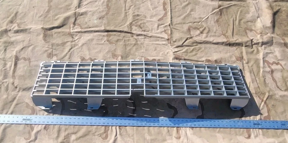 1971 1972 Grill Chevy Chevrolet Pick up Truck Grille Insert C10 K10 Pickup OEM - Image 4 of 4