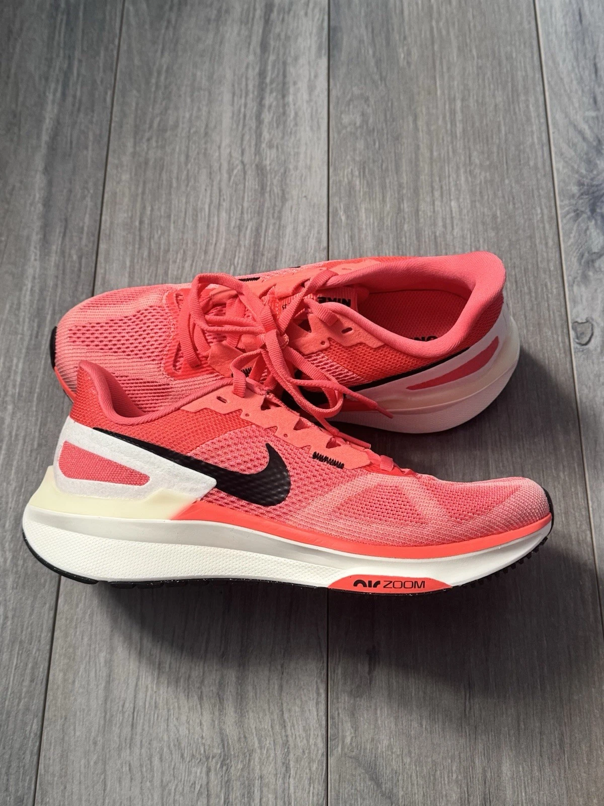 Nike Women's Air Zoom Structure 25 - Size: 7 - DJ7884 800 - Magic Ember / Sail