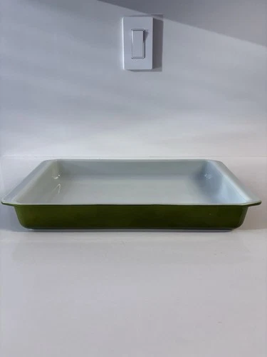 Vintage PYREX 933 Avocado Green Rectangle Baking Dish 15" Mid-Century 1960s USA