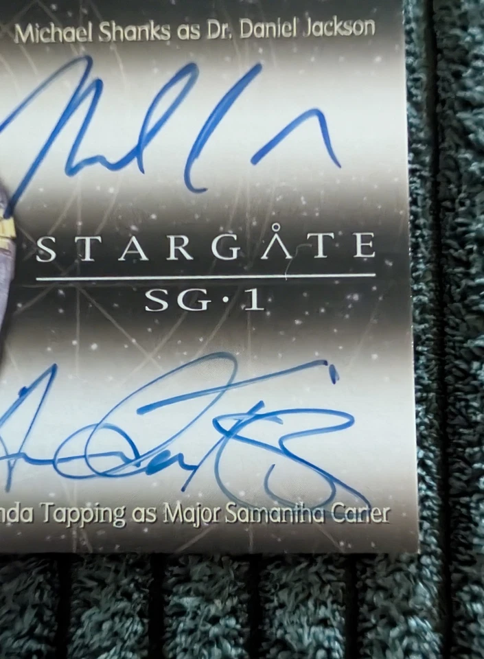 Stargate SG-1 Dual Autograph Card Amanda Tapping Michael Shanks As Sam & Daniel! - Image 4 of 4