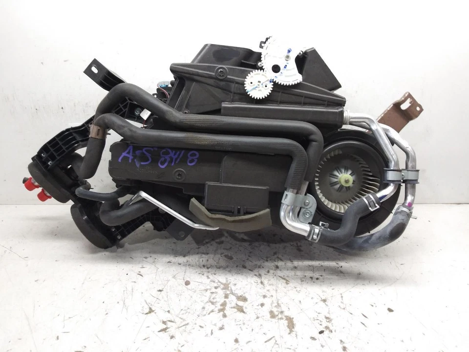 Toyota Highlander 2016 OEM conjunto evaporador de aire acondicionado trasero id 87030-0E030  Foto 3 de 4