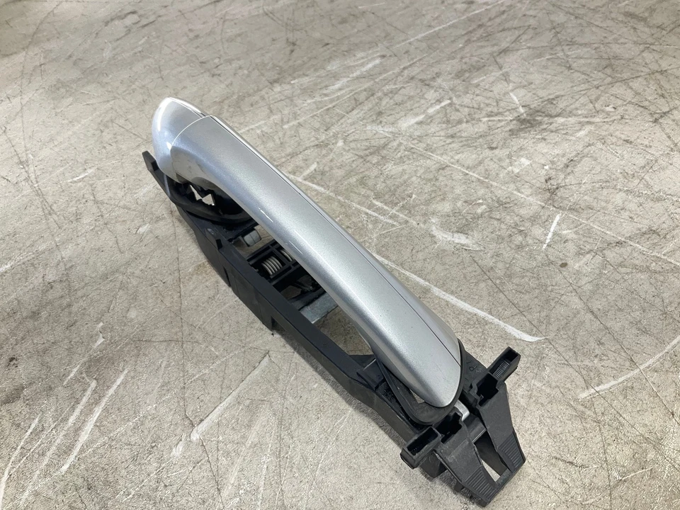 03-09 Manija de puerta exterior trasera derecha mercedes-benz e350 w211 fabricante de equipos originales Foto 2 de 4