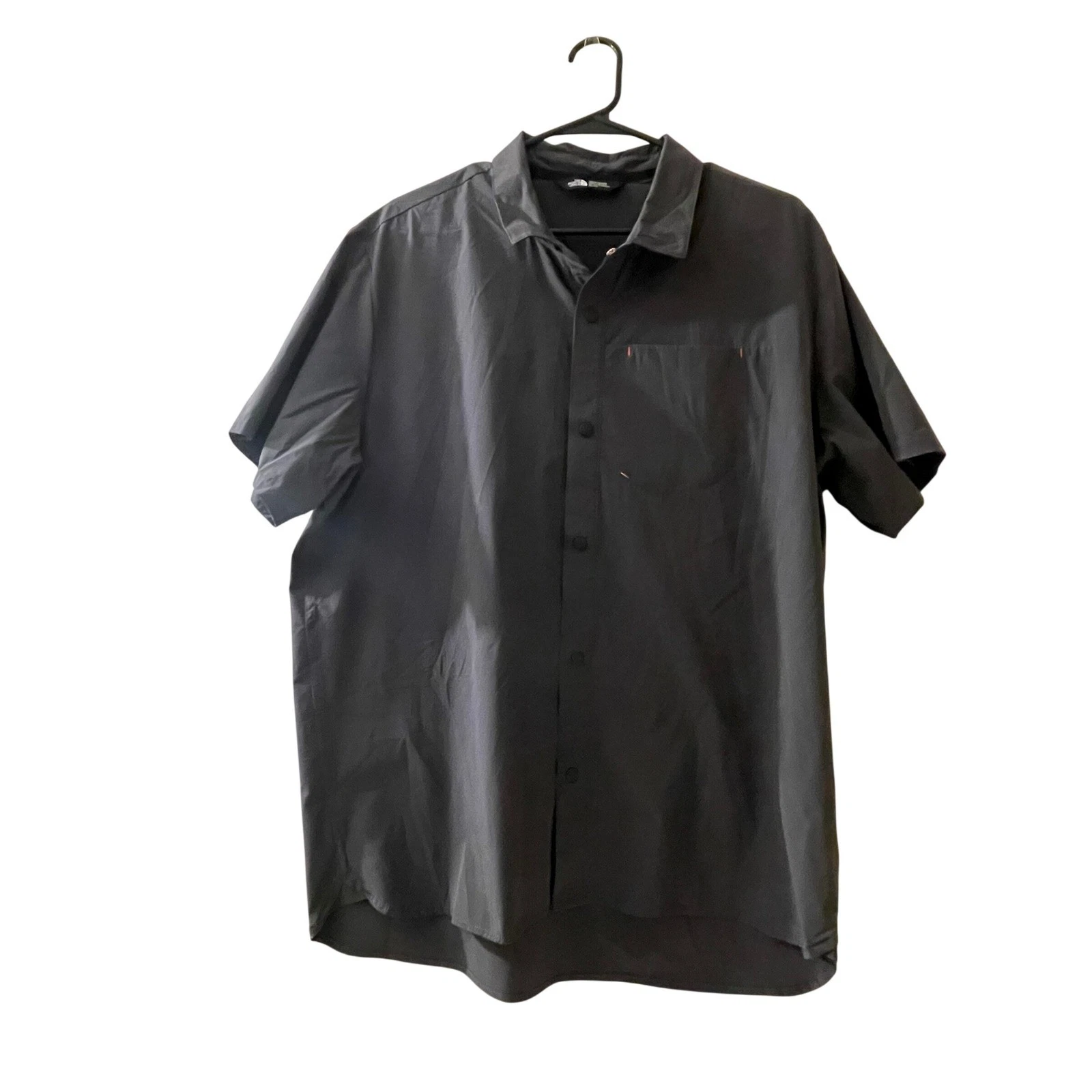 The North Face Mens XL Charcoal Short Sleeve Button Up Stretch Hiking Shirt
Opens in a new window or
