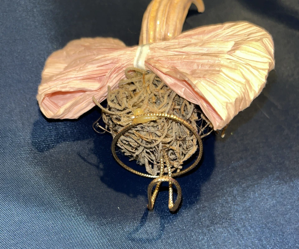 Adorno de árbol de Navidad vintage ángel rosa hecho de cinta de papel de madera y estrella Foto 4 de 4