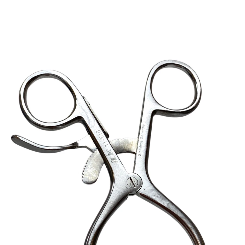 Miltex REF 11-616, Retractor Farlaner, 6-1/2" (16,5 cm), romo, 3 X 4 dientes Foto 2 de 4