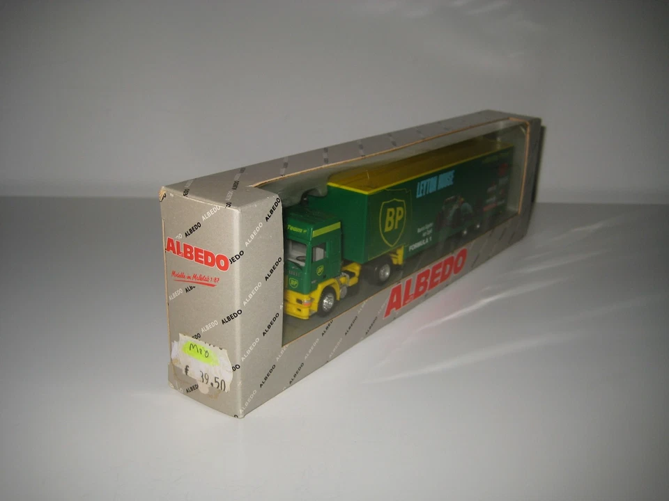 Albedo H0 300131 - Camión Volvo F12 con semirremolque "BP - LEYTON HOUSE" - Imagen 3 de 4
