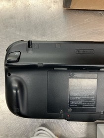 WII U CONSOLE W/ CORD & CONT. (C26027081)