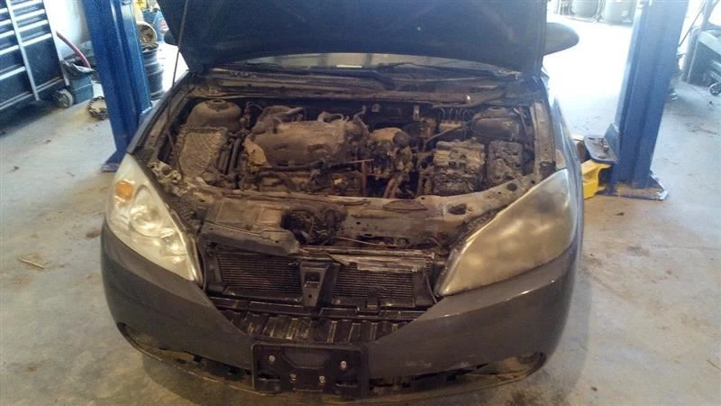 Pinza derecha pasajero trasero pontiac g6 2008 7321270 Foto 3 de 4