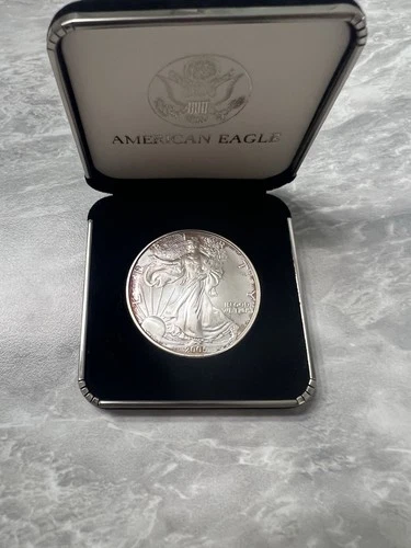 2005 American Silver Eagle Dollar 99.9% Silver 1 oz Uncirculated Coin
