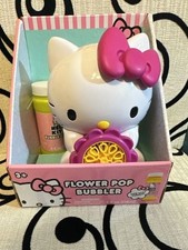 Maxx Bubbles Hello Kitty Flower Pop Bubbler Toy with Bubble Solution