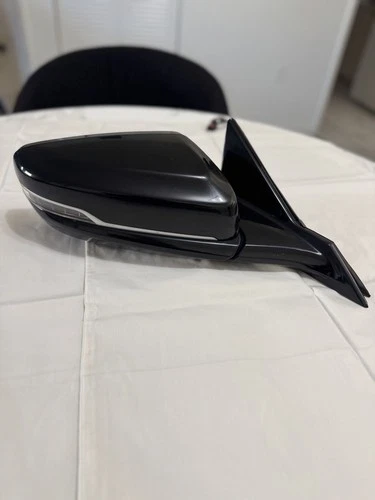 2015-2019 CADILLAC CTS OEM PASSENGER SIDE POWER SIDE MIRROR BLACK BLIND SPOT