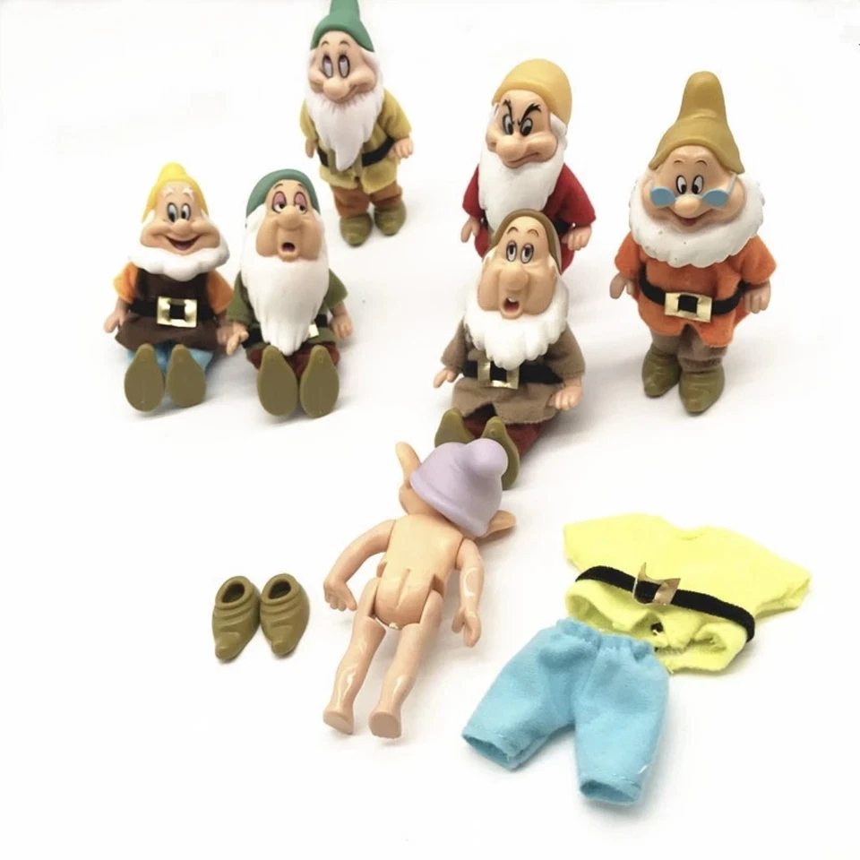 7 Piece Vintage Simba Snow White 7 Seven Dwarfs Figure Toy - Image 3 of 4