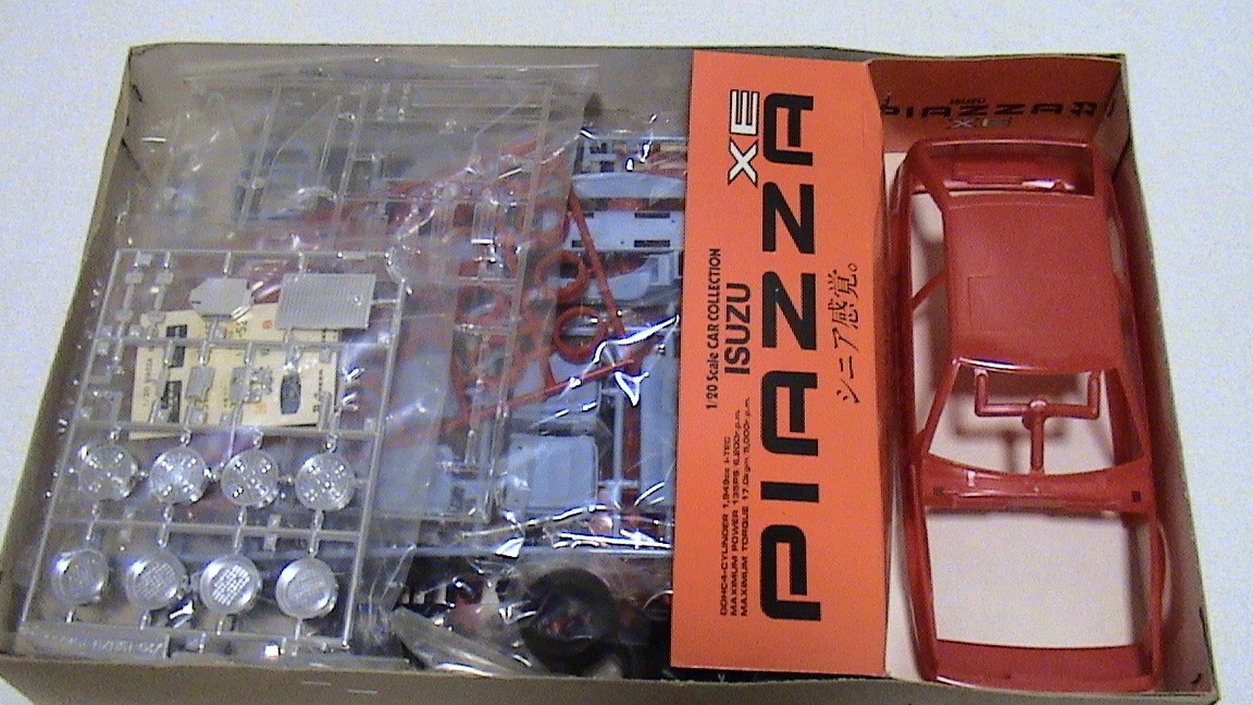 バンダイ　ISUZU PIAZZA EX 1/20 ① Bandai 1 20 Isuzu Piazza XE Isuzu ISUZU piazza Old model