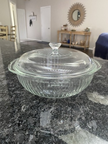 Vtg Pyrex 2qt/2L Ribbed Clear Glass Round Casserole Dish w/ Lid # 024-S