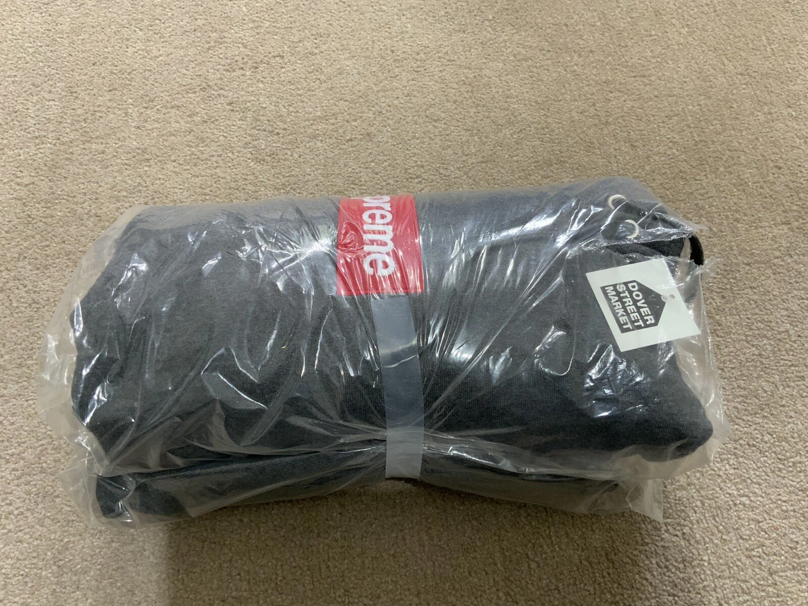 Sweat shirt à capuche logo Supreme Box charbon de bois S petit