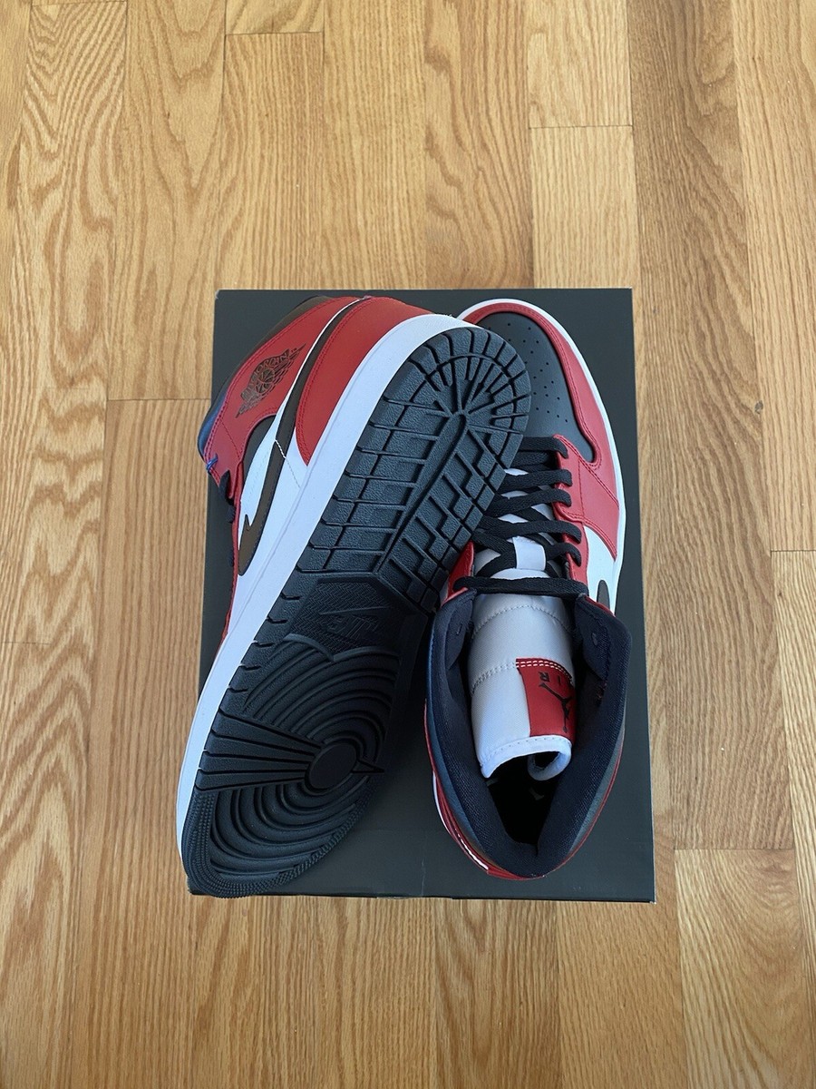 Nike Air Jordan Men's Mid Chicago Black Toe 2020 Size 12(US