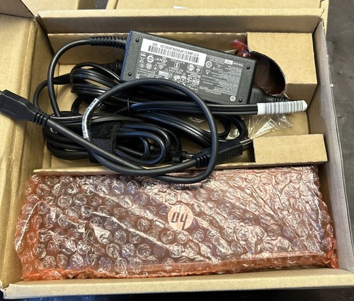 HP 3005pr USB 3.0 Port Replicator Docking Station With Power Adaptor New In Box