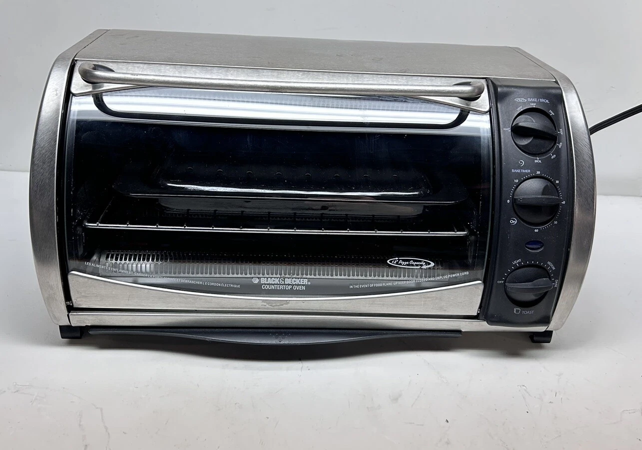 Black and Decker Countertop Toaster Oven Broiler Stainless Steel +Trays CTO650