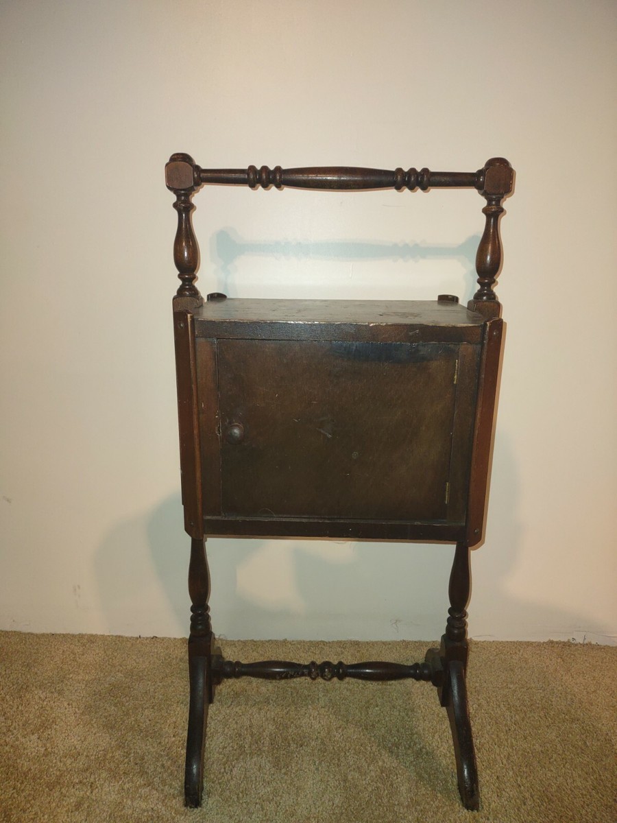antique tobacco humidors Restored Vintage Cigar And Leaf Humidor What a beautiful and functional addition to any home setting Quality Importers - Cigar Humidor
