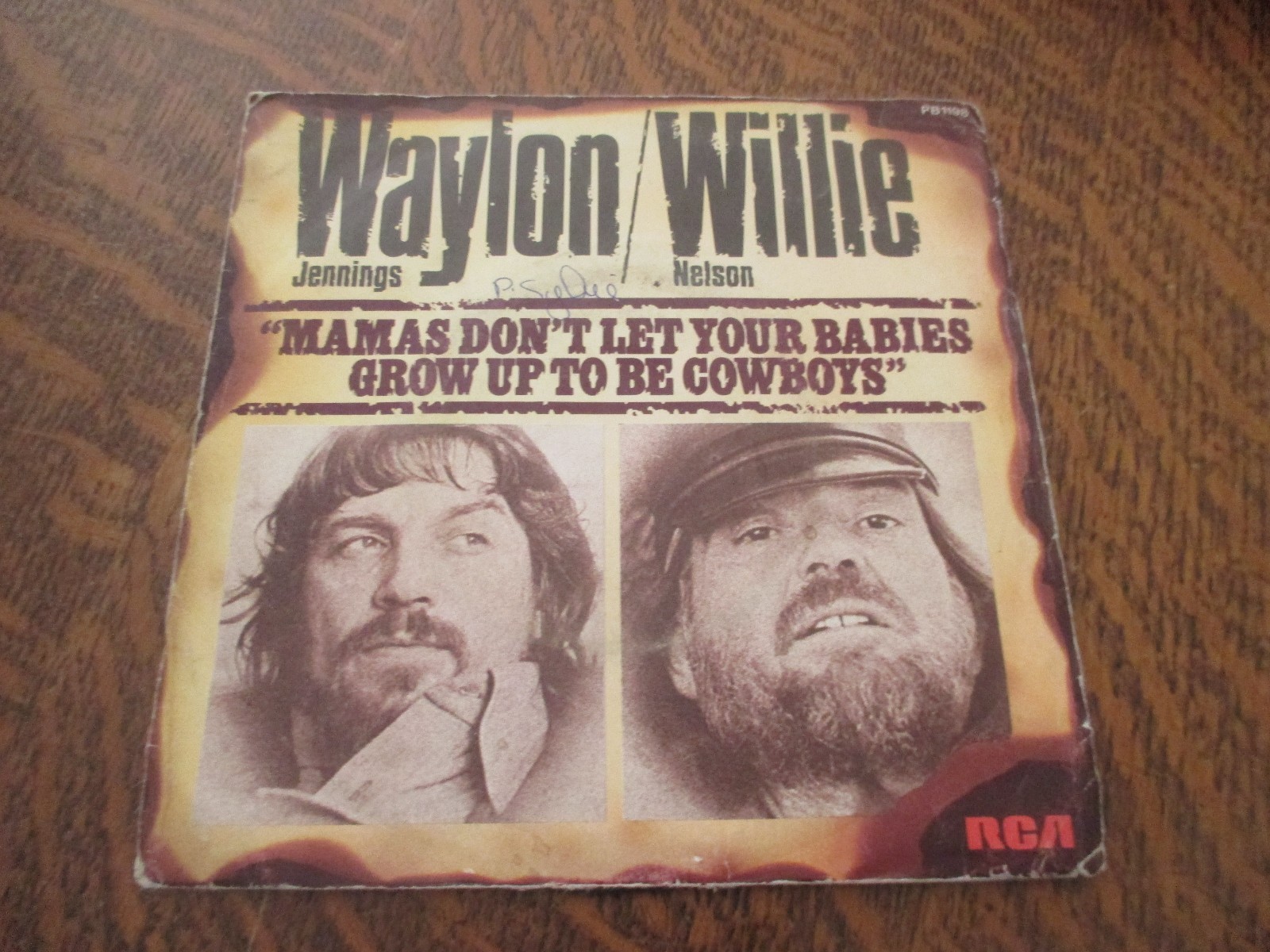 45 tours WAYLON JENNINGS & WILLIE NELSON mamas don't let your babies