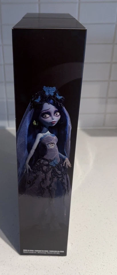 Monster High Tim Burton's Corpse Bride Emily Skullector Muñeca de Moda Foto 2 de 4