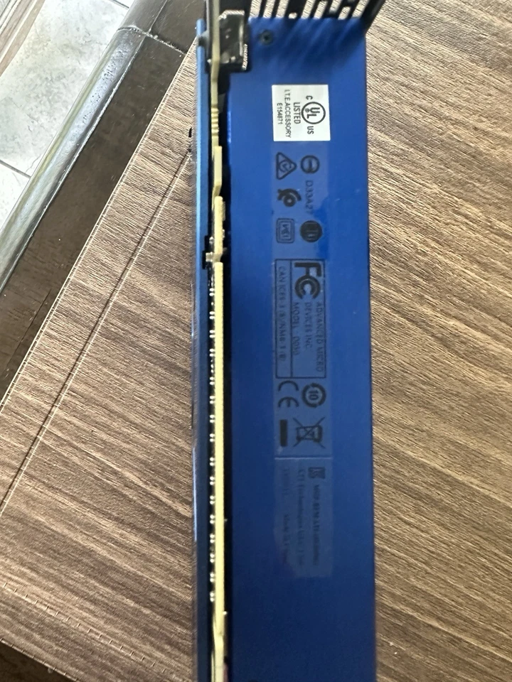 AMD Radeon Vega 64 Frontier Edition Graphics Card 16GB 109-D05057-00_02 - Image 3 of 4