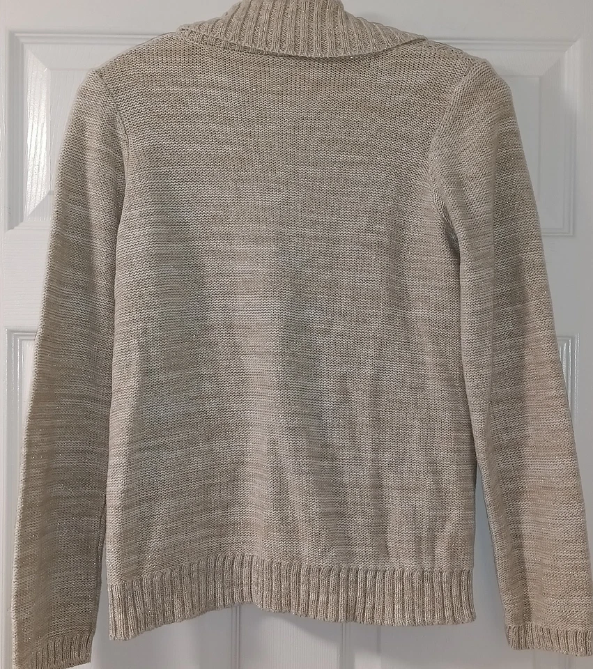 Suéter beige tejido con cable Crazy 8 Girls talla XL 14 Foto 2 de 4