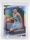 KJ SIMPSON JR 2025-26 PANINI PRIZM BLACK ROOKIE AUTO SILVER #207 HORNETS Q7246