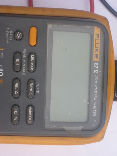 Fluke 87V Digital Multimeter - Not Affected by Factory Recall SN# 25210336