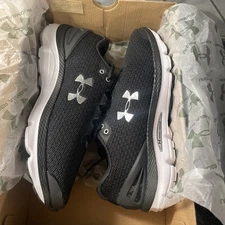 Under Armour Men’s Charged Gemini Running Athletic Shoes Black 3026501, Size 10