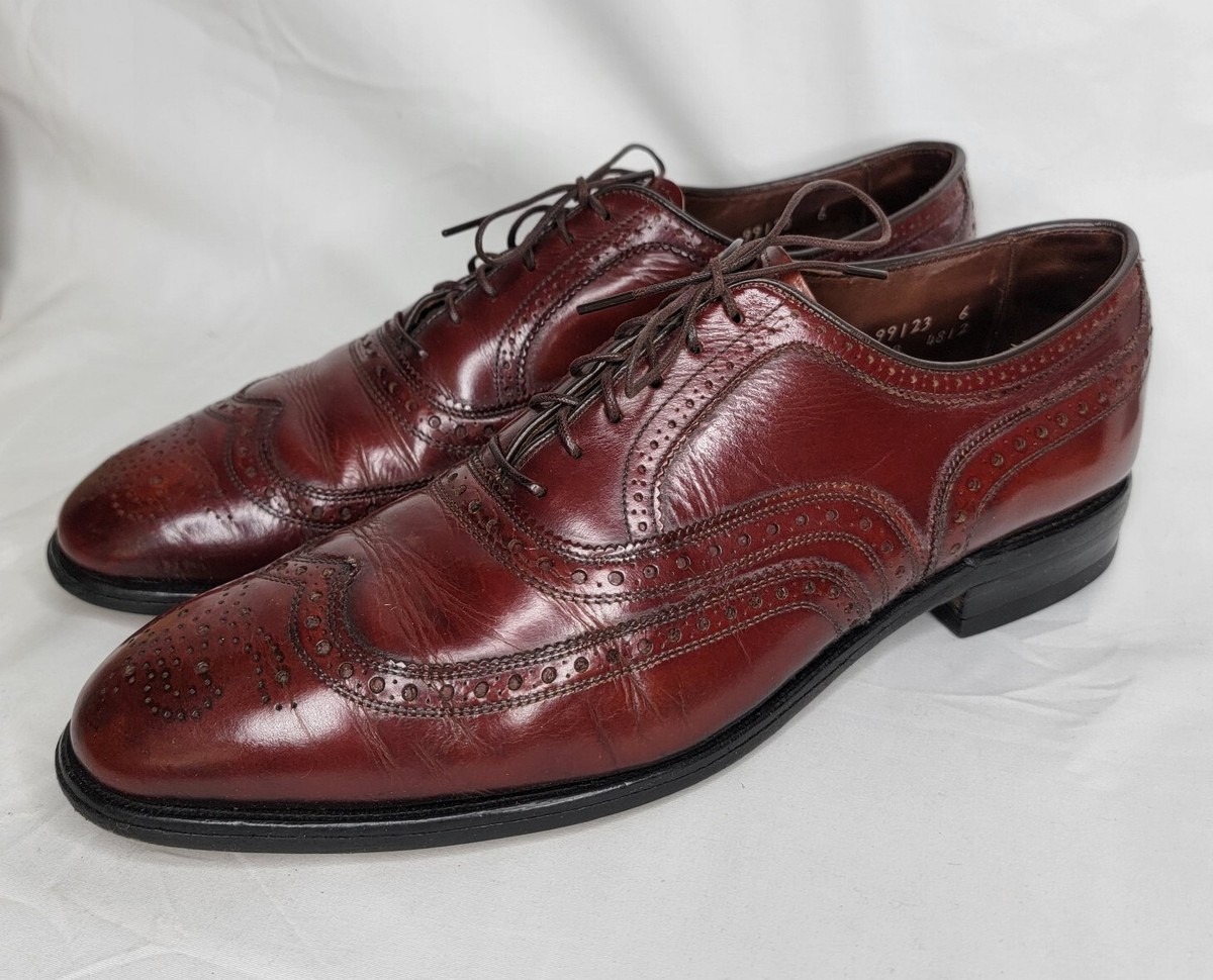 Allen Edmonds Red Wingtip Oxford Lace Up Size 10.5 10 1/2 Dress